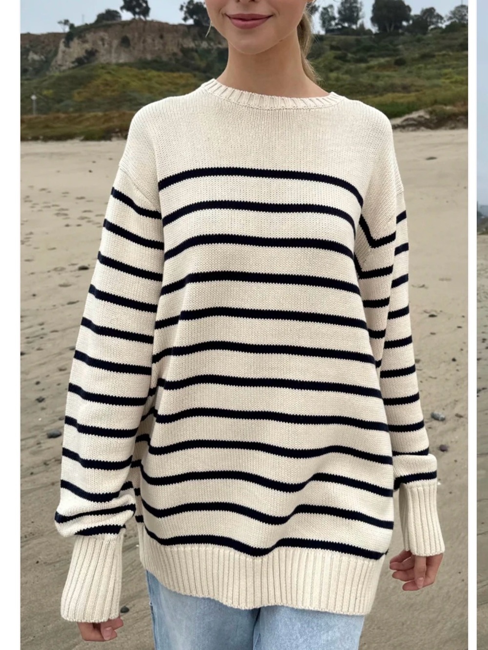 Brandy Melville Brianna Sweater - Like New Condition
